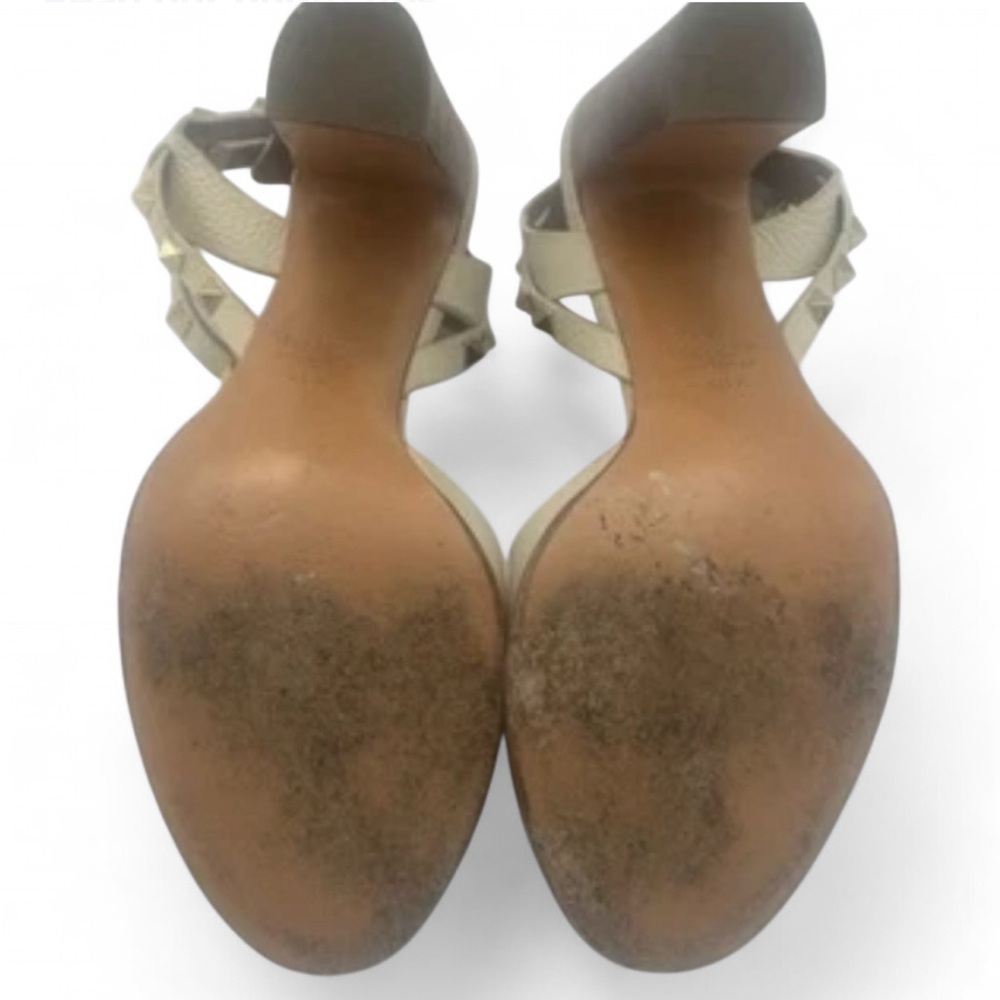Valentino Garavani Rockstud Block Heel Sandal 39.5 Cream Leather Studded Classic - Picture 13 of 14